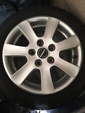 4 Autoreifen mit Felgen